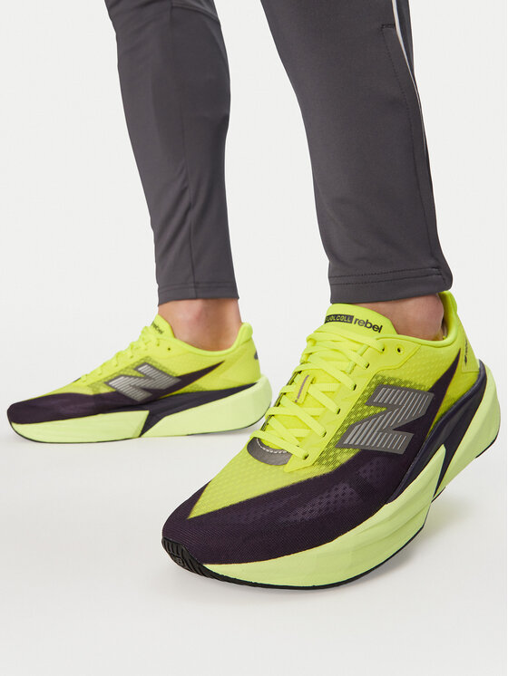 New Balance New Balance Jooksujalatsid FuelCell Rebel v5 MFCX4TR Roheline