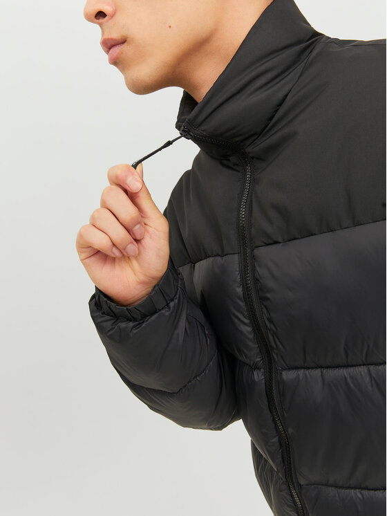 Jack&Jones Jack&Jones Žieminė striukė 12235860 Juoda Regular Fit