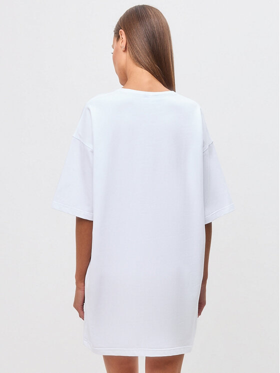 CAT by maniita lacitta CAT by maniita lacitta Koszula nocna Printed oversized T-shirt SPA CAT Biały Relaxed Fit