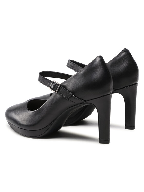 Clarks Clarks Poolsaapad Ambyr Shine 261577844 Must