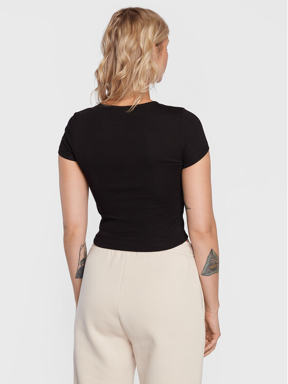 Gina Tricot Gina Tricot T-shirt Basic 17957 Crna Slim Fit