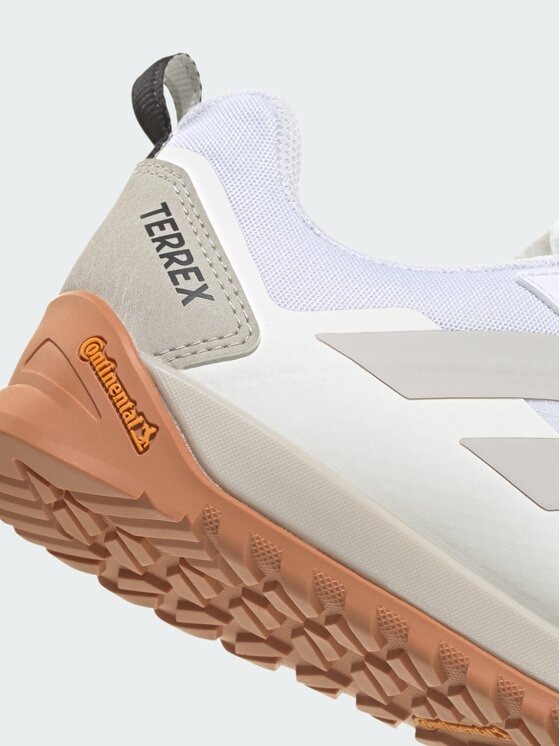 adidas adidas Trekkingi 161837 Biały