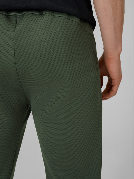 4F 4F Spodnie dresowe ATHLETIC Khaki Regular Fit