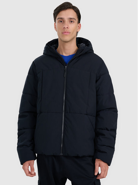 4F 4F Kurtka puchowa URBAN COMMUTER Czarny Regular Fit