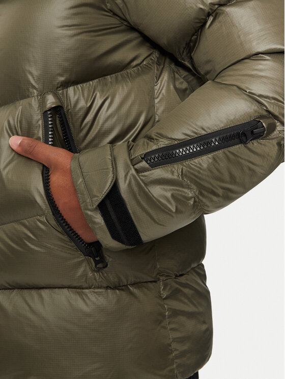 Blauer Blauer Žieminė striukė 24WBLUC02234 Žalia Regular Fit