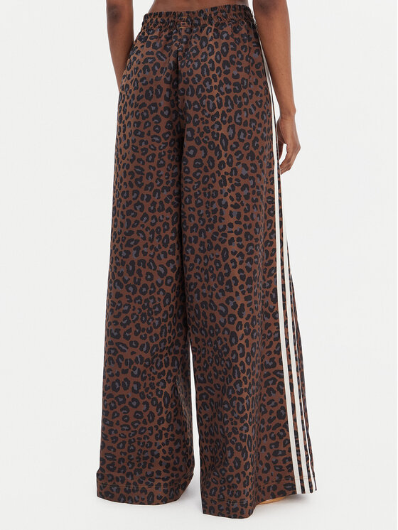 adidas adidas Spodnie dresowe Leopard Firebird Oversized Kolorowy Loose Fit