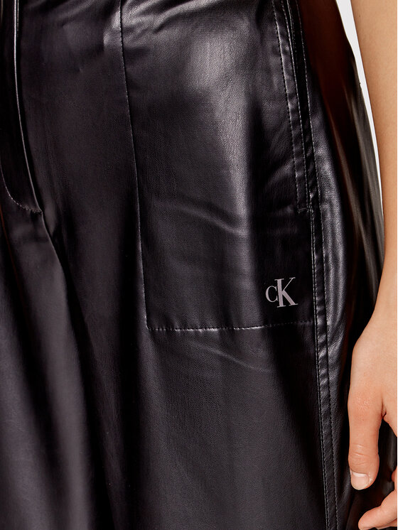 Calvin Klein Jeans Calvin Klein Jeans Pantaloni in similpelle J20J218954 Nero Regular Fit