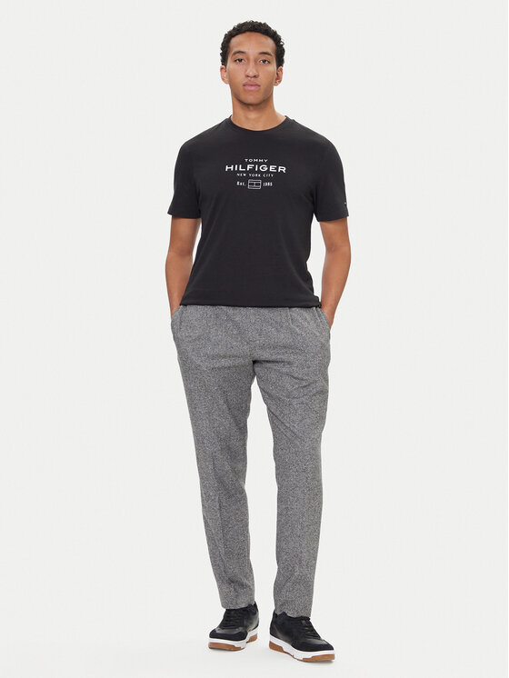Tommy Hilfiger Tommy Hilfiger T-Shirt Stack Graphic MW0MW40002 Czarny Regular Fit