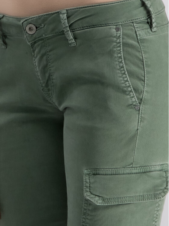 Pepe Jeans Pepe Jeans Pantaloni din material PL211208YD18 Verde Skinny Fit