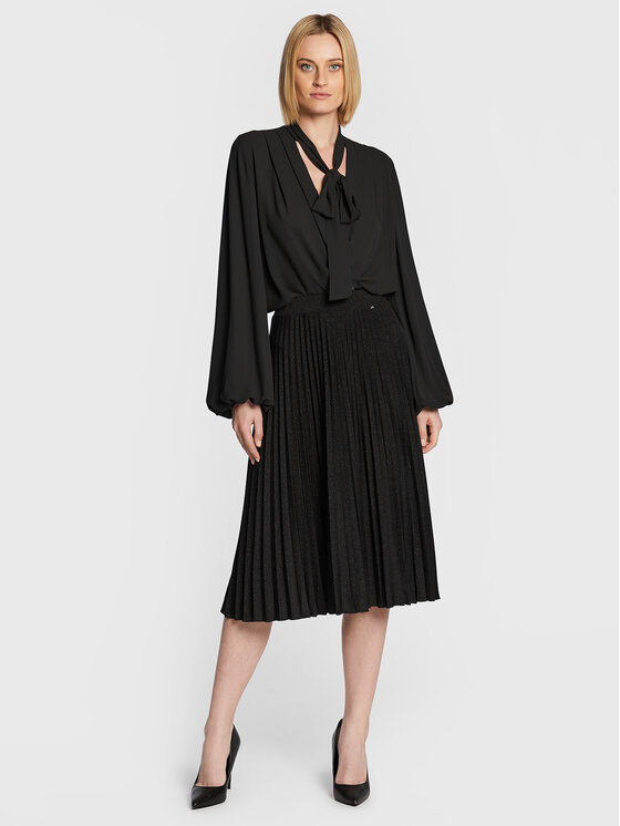 Nissa Nissa Plisseeseelik F13604 Must Regular Fit