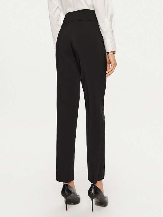ARTIGLI ARTIGLI Hlače iz tkanine ACPA000219 Črna Regular Fit