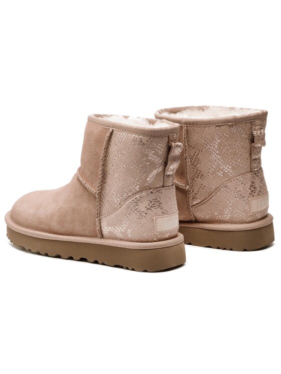 ugg classic mini snake