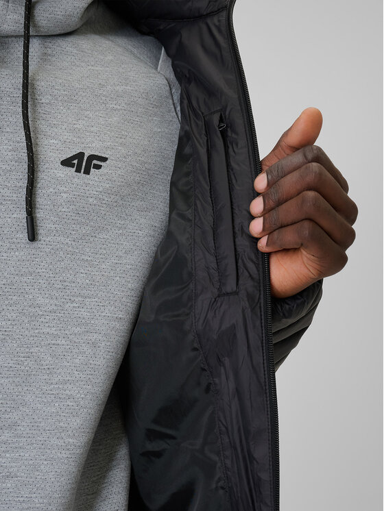4F 4F Kurtka puchowa BASIC+ Czarny Regular Fit