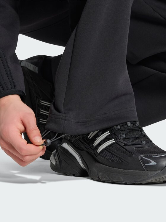 adidas adidas Spodnie materiałowe 168988 Czarny Loose Fit