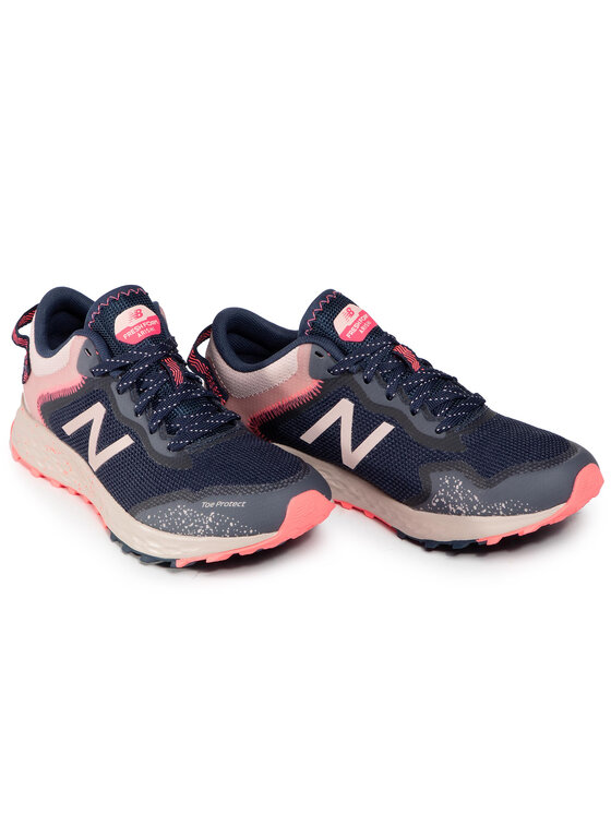 New Balance B ecke boty WTARISR1 Tmavomodra Modivo.cz