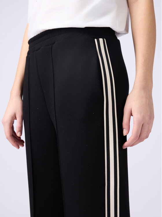 Oltre Oltre Pantaloni di tessuto P825J002377N0Z3 Nero Regular Fit