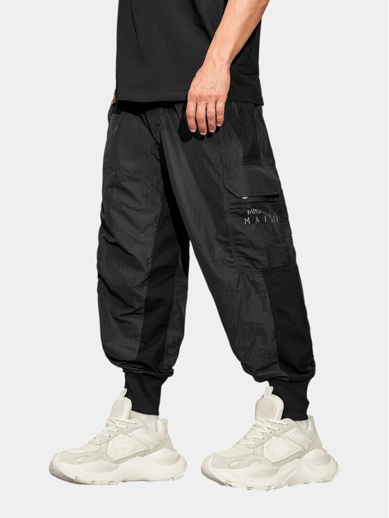 MADE BY SOCIETY MADE BY SOCIETY Spodnie materiałowe WARDEN - P17776 Czarny Basic Fit