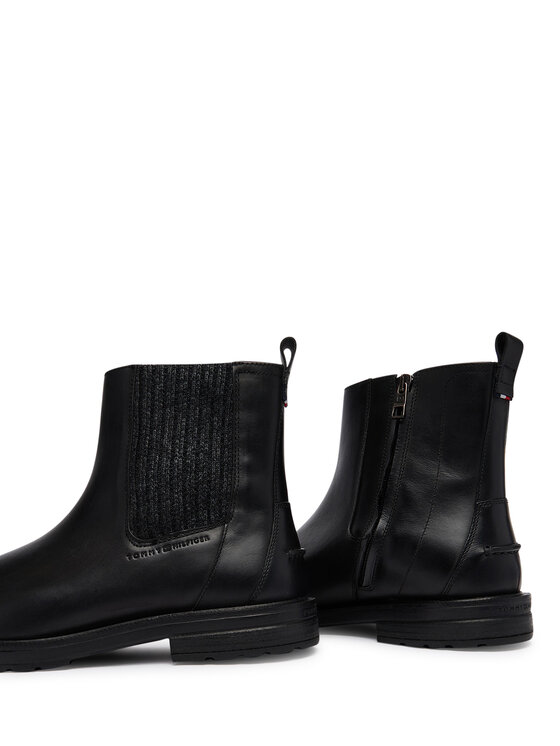Tommy Hilfiger Tommy Hilfiger Stivaletti Cleated Hilfiger Brush Wl Chel FM0FM06080 Nero