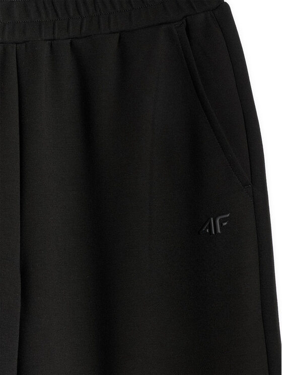 4F 4F Παντελόνι φόρμας CAMP Μαύρο Regular Fit