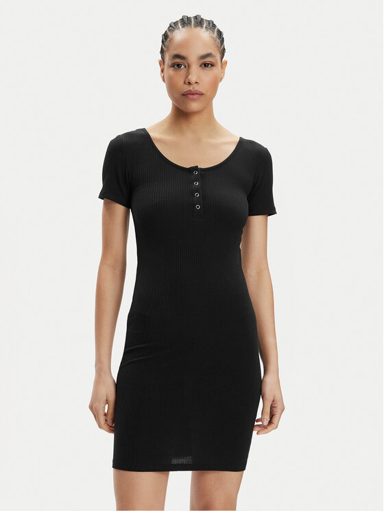 Pieces Pieces Vsakodnevna obleka Kitte 17146324 Črna Slim Fit