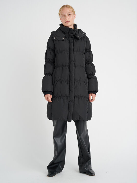 InWear InWear Pernata jakna Maike 30107397 Crna Regular Fit