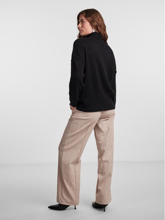 YAS YAS Golf 26030703 Czarny Loose Fit
