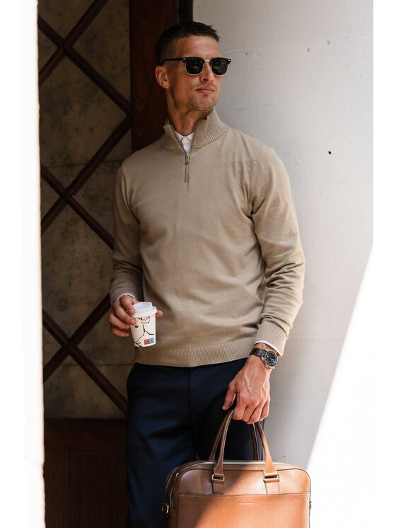 TeeShoppen TeeShoppen Sweter 'Basic Collection' Beżowy Regular Fit