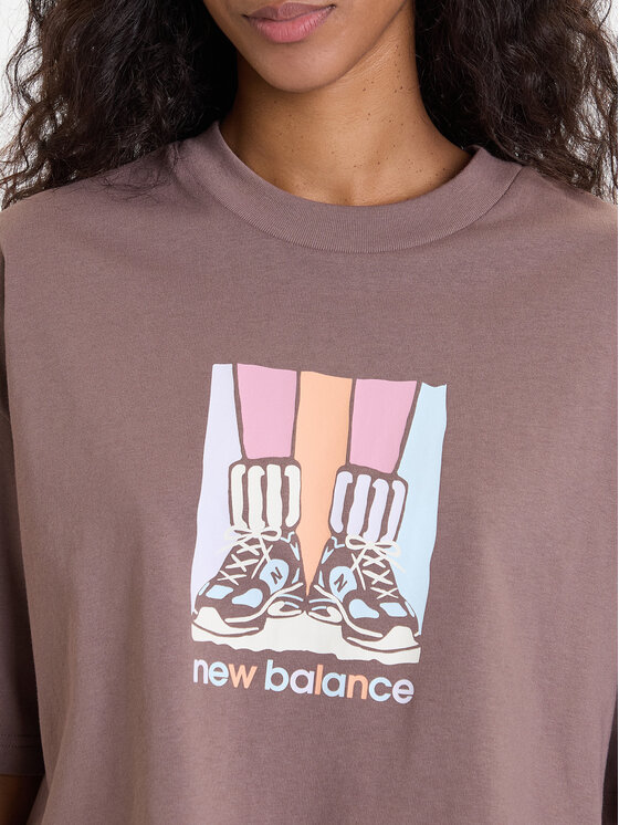 New Balance New Balance T-shirt WT53904 Smeđa Regular Fit