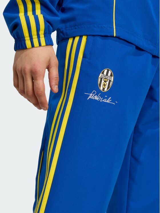 adidas adidas Spodnie dresowe Juventus Vialli Pack Niebieski jasny Regular Fit