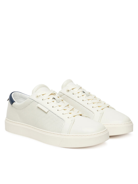 Calvin Klein Calvin Klein Sneakersy Clean Cup Low Laceup Perf Lth HM0HM01870 Biały
