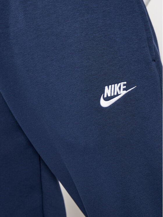 Nike Nike Долнище анцуг Club BV2671 Тъмносин Standard Fit
