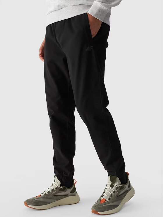 4F 4F Pantaloni di tessuto 4FWMM00TTROM0944-20S Nero Regular Fit