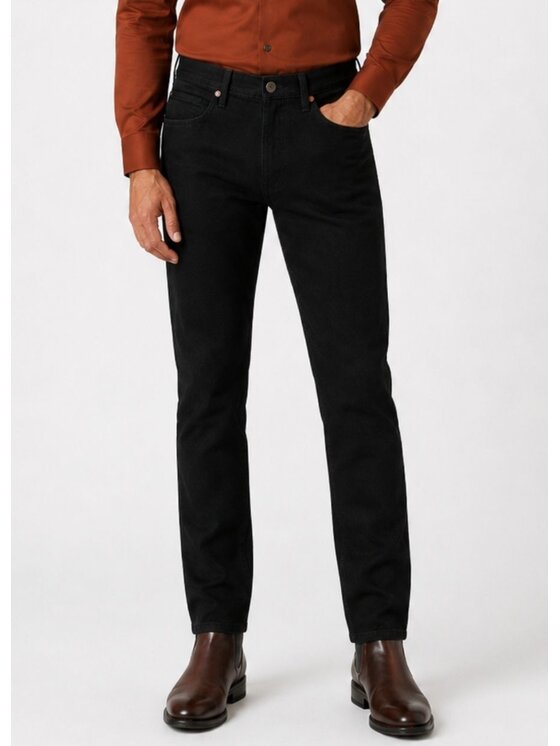 Wrangler Wrangler Jeansy Straight Czarny Regular Fit