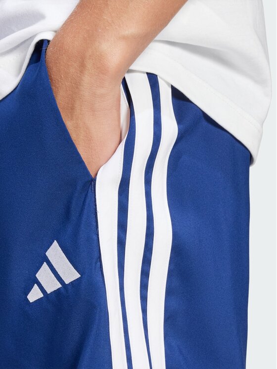adidas adidas Szorty materiałowe 142117 Błękitny Regular Fit