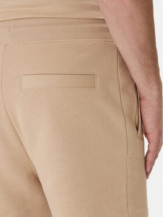 HUGO HUGO Спортни шорти Diz222 50466196 Бежов Regular Fit