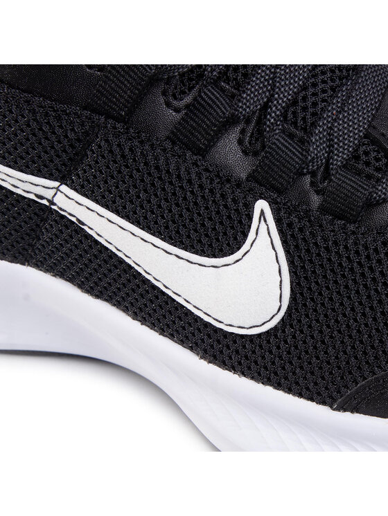 Nike Nike Tekaški čevlji Runallday 2 CD0224 004 Črna