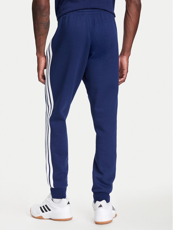 adidas adidas Spodnie dresowe Essentials 3-Stripes JD1859 Niebieski Regular Fit