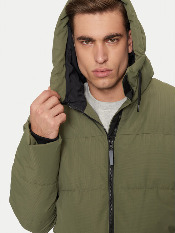 Halti Halti Зимно яке Linjat 065-0419 Зелен Regular Fit