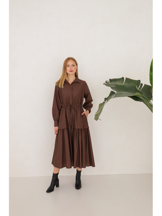 Entelier Entelier Sukienka codzienna maxi Brązowy Comfortable Fit