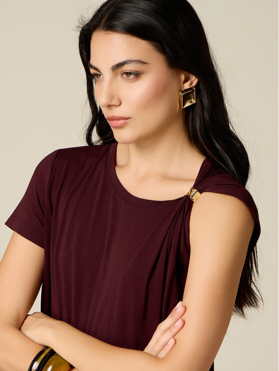 Oltre Oltre T-Shirt G046J004570N029 Bordowy Regular Fit