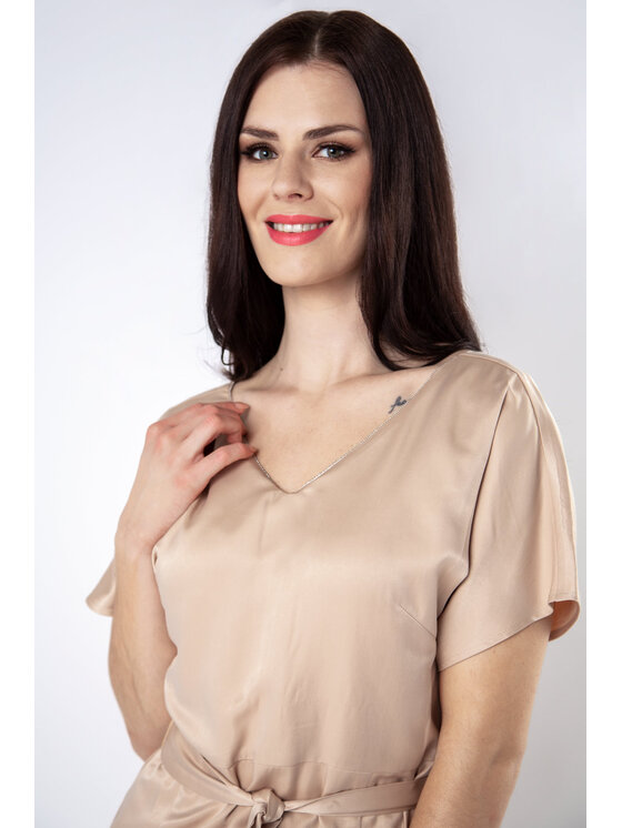 QUIOSQUE QUIOSQUE Každodenné šaty YUNA DRESS Béžová Regular Fit