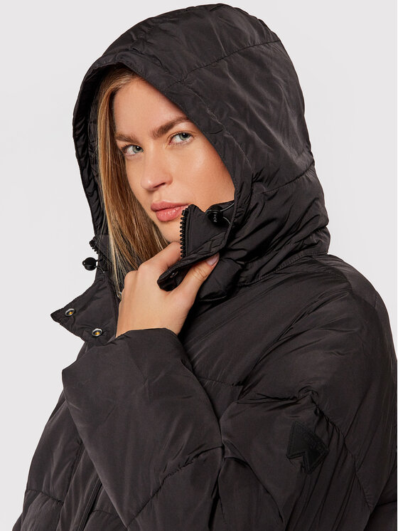 Wrangler Wrangler Kurtka zimowa Long Puffer W4S8VJ100 112141389 Czarny Regular Fit