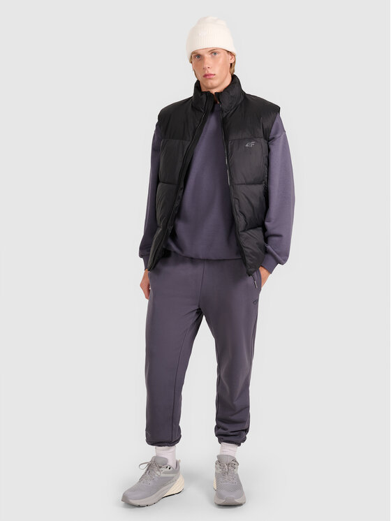 4F 4F Kamizelka APRES SKI Czarny Regular Fit