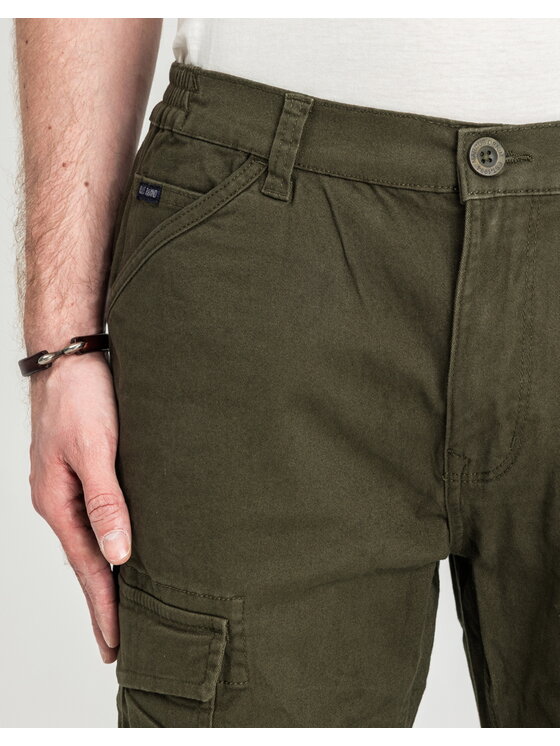 Marcus Marcus Pantaloni di tessuto Gerry Cargo 5052 Verde Regular Fit