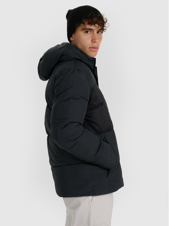 4F 4F Kurtka puchowa APRES SKI Czarny Regular Fit