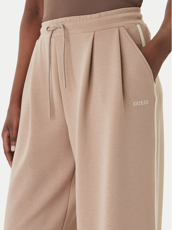 Guess Guess Spodnie dresowe V6GB01 K2914 Beżowy Wide Leg