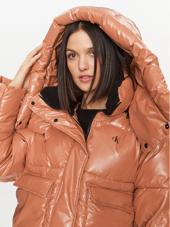 Calvin Klein Jeans Calvin Klein Jeans Zimska jakna High Shine J20J221884 Oranžna Oversize