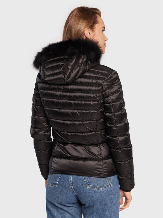 RefrigiWear RefrigiWear Пуховик W97601 RA0035 Чорний Regular Fit