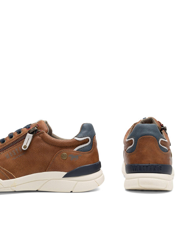 Mustang Mustang Scarpe basse 4138-309 Marrone