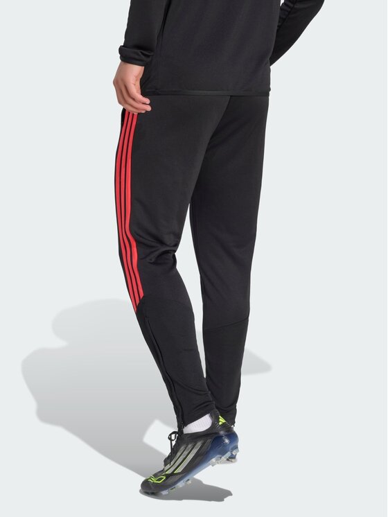 adidas adidas Spodnie dresowe 158944 Czarny Regular Fit